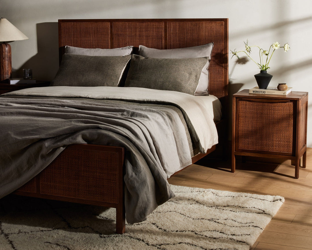 Sydney Bed - Brown Wash | King