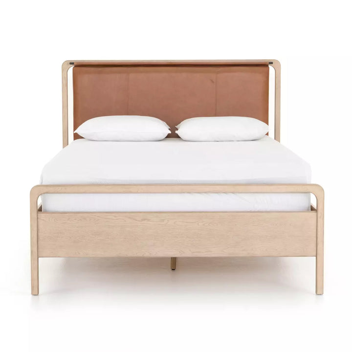 Lilydale Bed | Chaps Sand