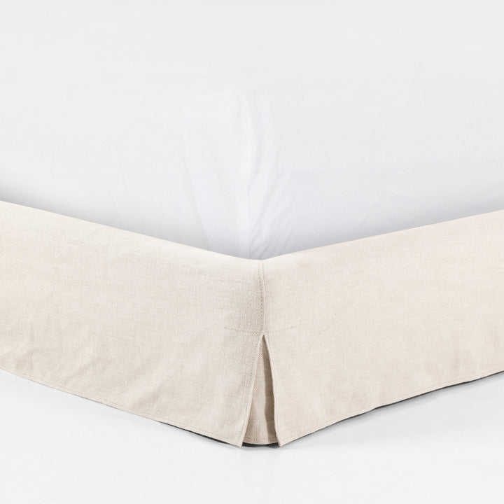 Luxembourg Slipcover Bed | Queen