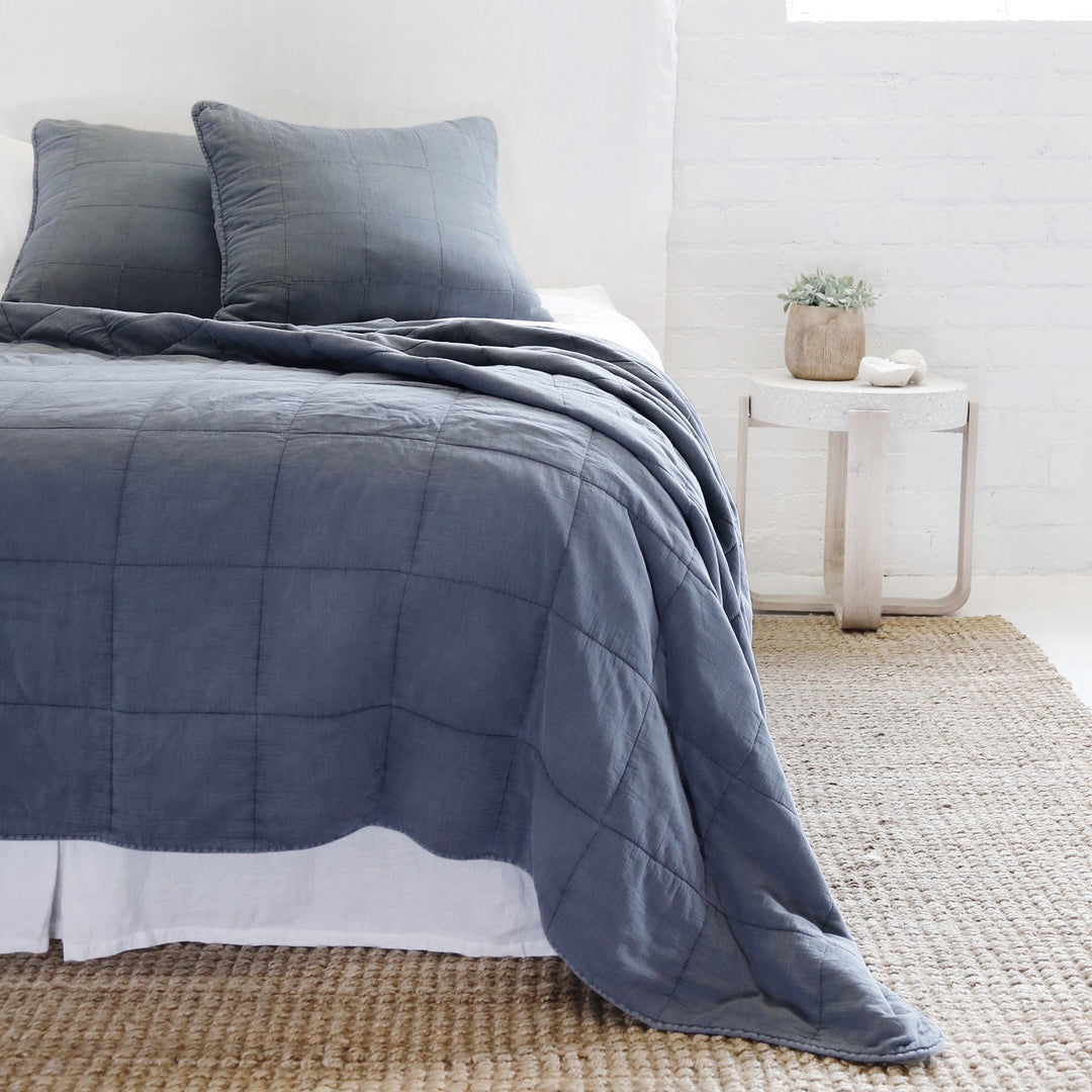 Fira Blanket Collection | Navy