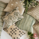 Pari White Pillow