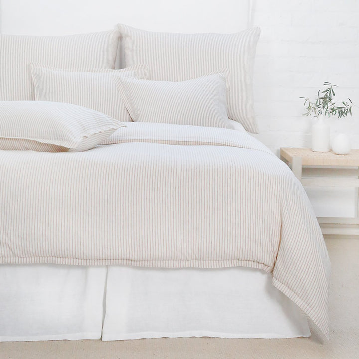 Conan Bedding Collection | Ivory/Amber