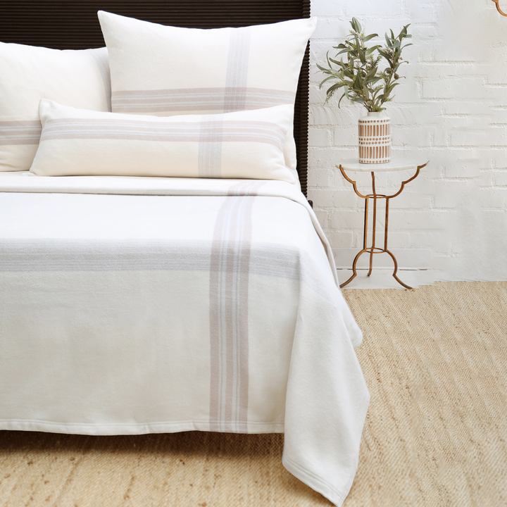 Gwyneth Blanket Collection | Ivory / Taupe