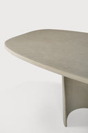 Canyon Outdoor Dining Table | Varnished Concrete | Light Grey | Oval