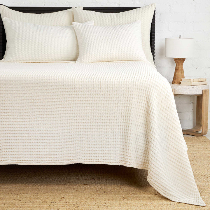 Marietta Blanket Collection