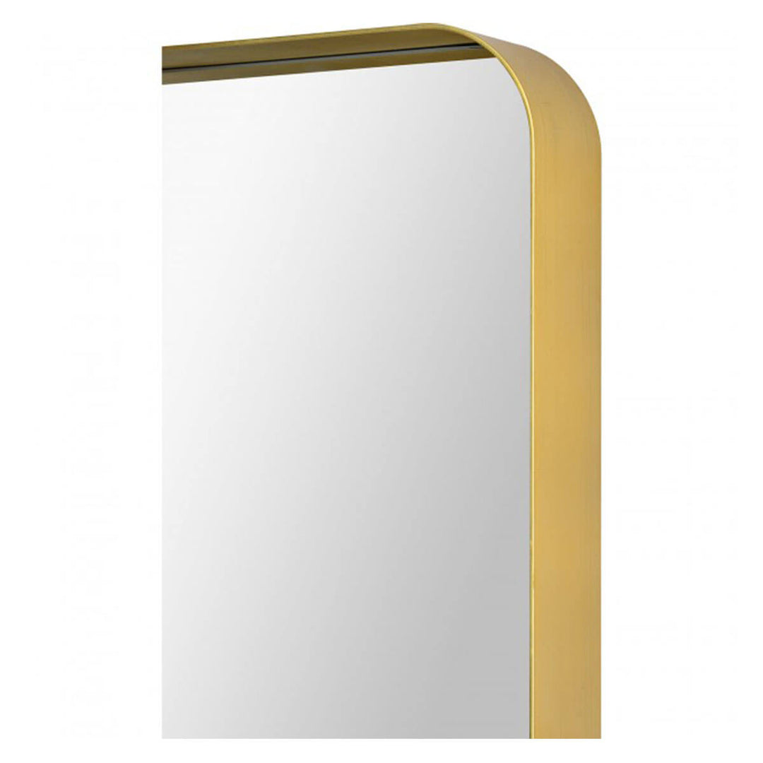 Gold mirror details with arched corners.